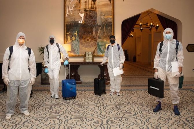 ઓસ્ટ્રેલિયા-ઇંગ્લેન્ડના ખેલાડીઓનો થયો કોરોના ટેસ્ટ, આવું કઈક આવ્યું રિઝલ્ટ