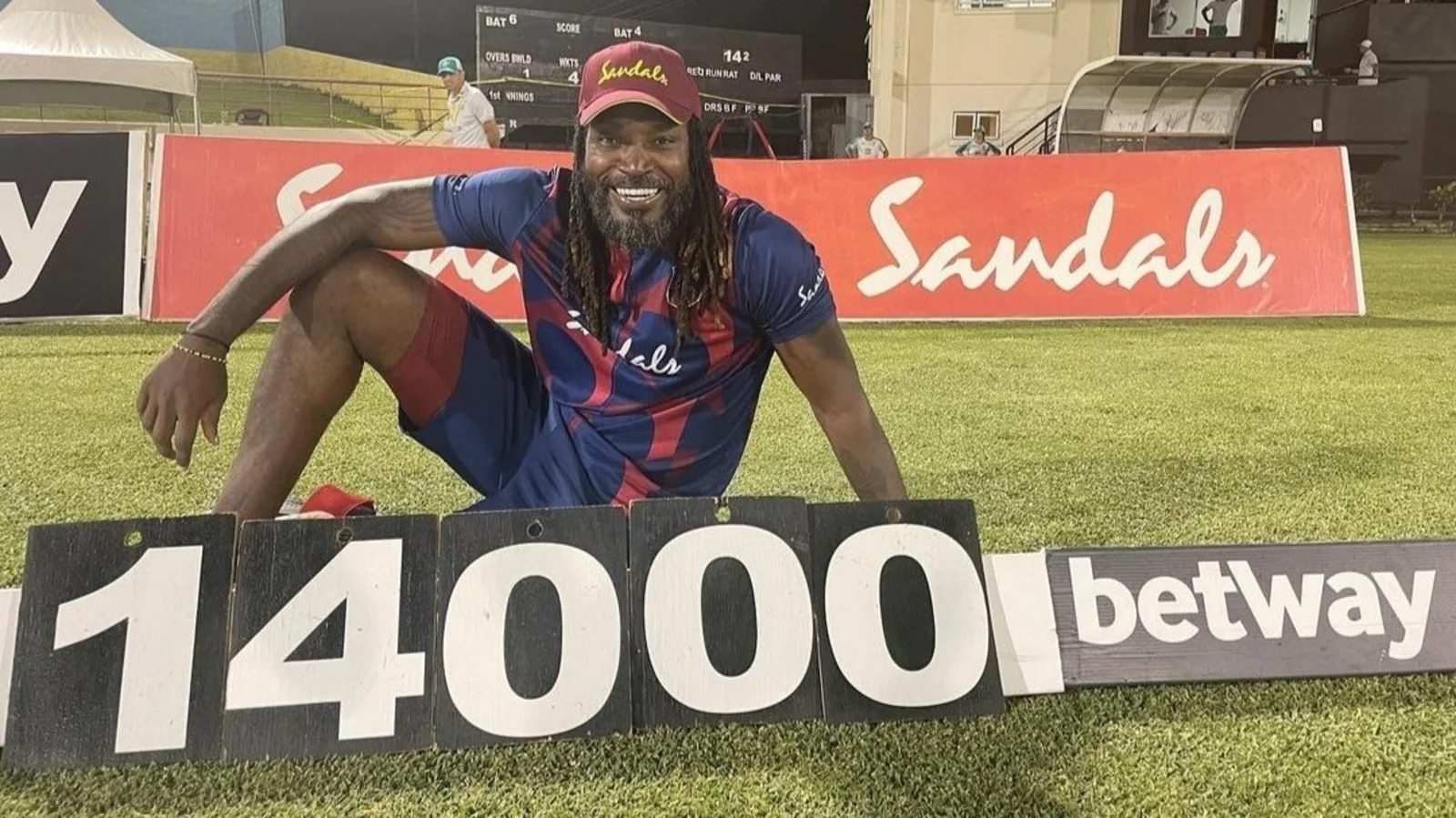 ક્રિસ ગેલે જ ખુલાસો કર્યો કે શા માટે ‘યુનિવર્સ બોસ’નું સ્ટીકર બેટમાંથી કાઢવું પડ્યું