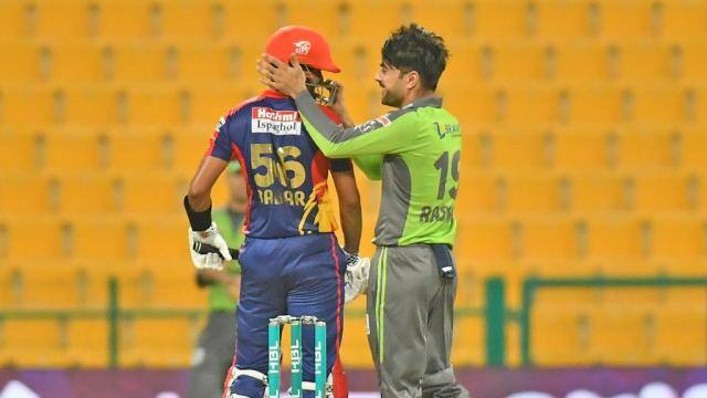 PSL 6: બાબર આઝમ અને રાશિદ ખાનની મિત્રતાએ સૌનું દિલ જીત્યું, જુવો ફોટો