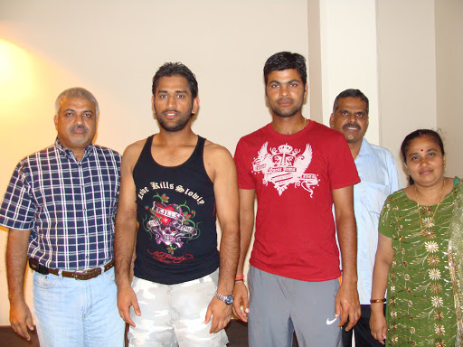 કોરોનાને લીધે એમ એસ ધોનીના ખાસ દોસ્તના પિતાનું થયું અવસાન