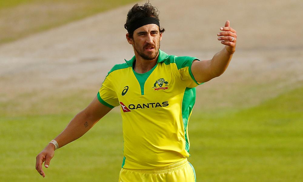 જુવો વિડિયો: તોફાનની જેમ બોલ આવ્યો અને સ્ટમ્પને હવામાં ઉડાવી લઈ ગયો