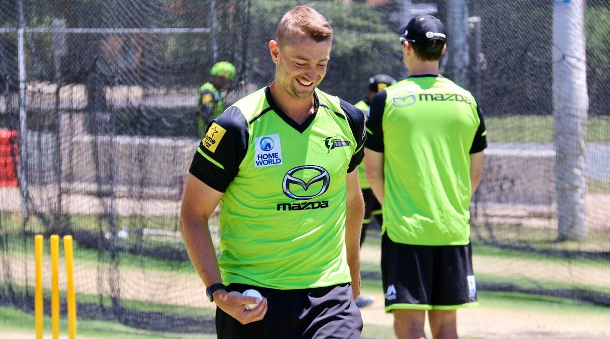 આઈપીએલ પહેલા આરસીબીને મોટો આંચકો લાગ્યો, આ ઓલરાઉન્ડરને કોરોના થયો