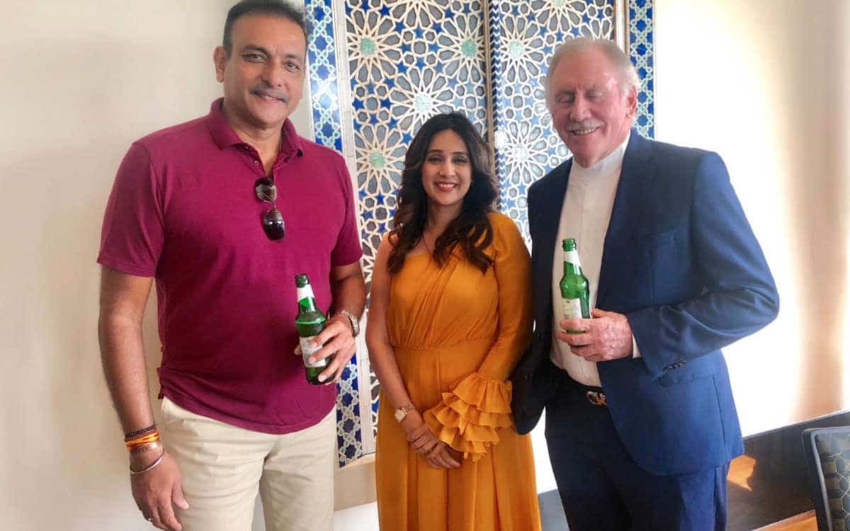 ઇયાન ચેપલ: દારૂ પીતા રવિ શાસ્ત્રીએ ભારતીય ટીમની વિશેષ જાણકારી આપી