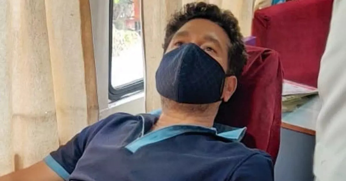 સચિને ‘વિશ્વ રક્તદાન દિન’ નિમિત્તે રક્તદાન કર્યું, અને લોકોને અપીલ કરતાં કહ્યું….